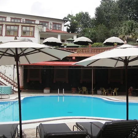 Hotel Shahanshah International